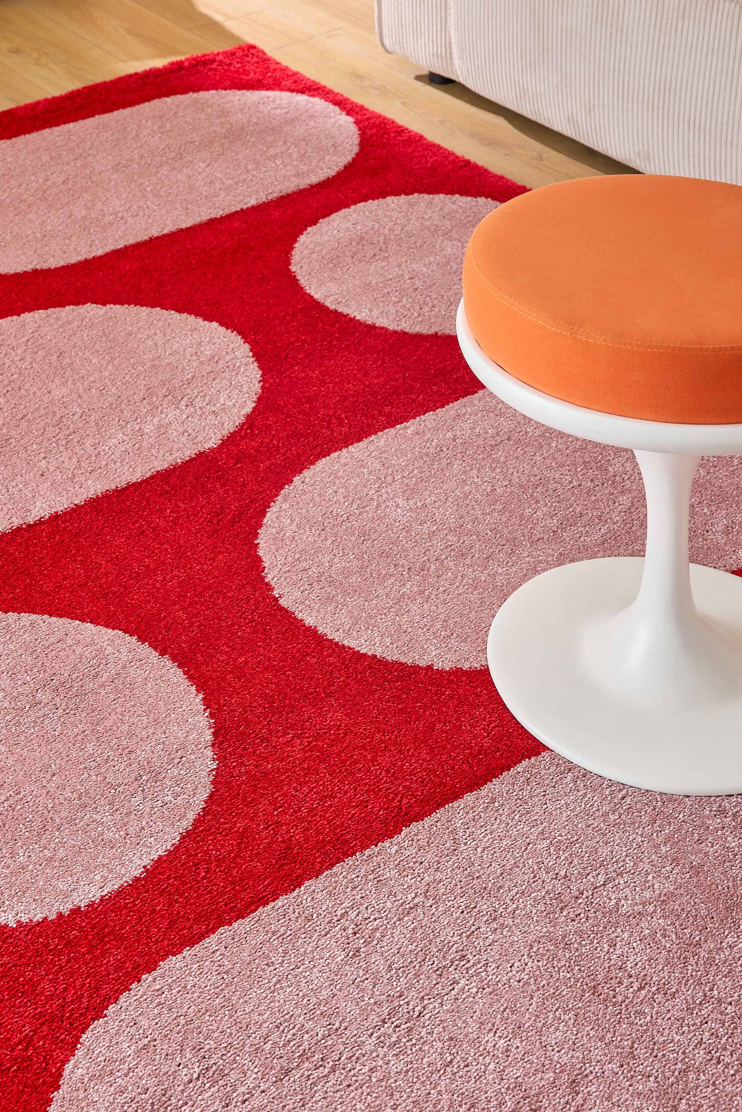 Tapis retro style année 70 - rouge - Groovy GROOVY