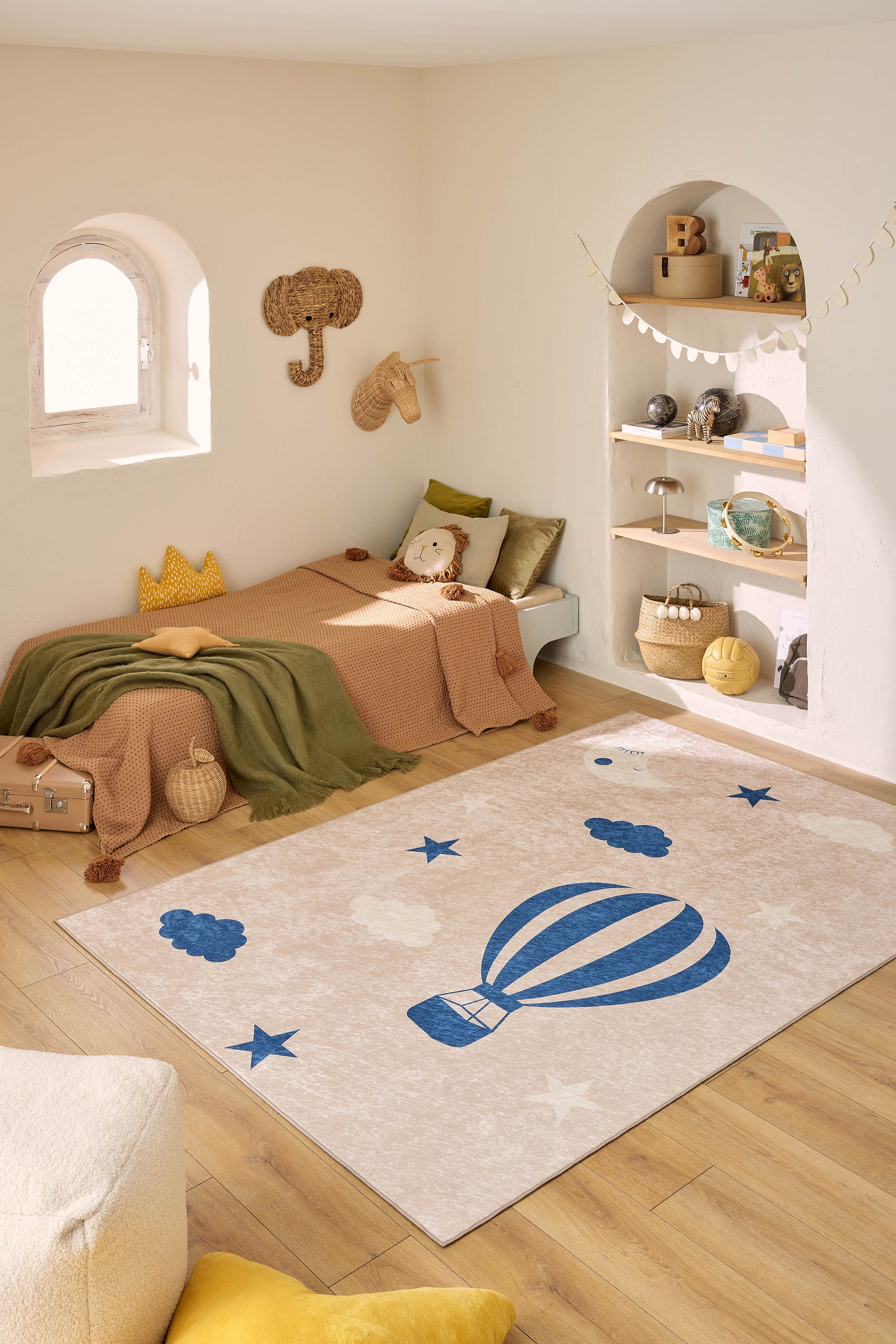 Tapis enfant lavable - Happy - Motif Montgolfière bleu HAPPY