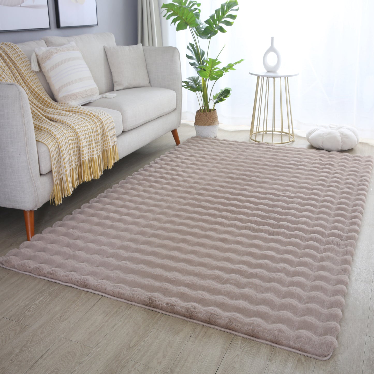 LAPONIE - Tapis uni doux à poils longs effet vague - LAP5110BEI