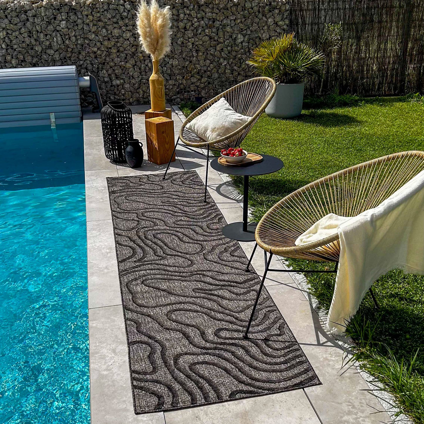 Tapis d'intérieur et extérieur au motif abstrait Santorini Noir : SAN988NOI Nazar rugs