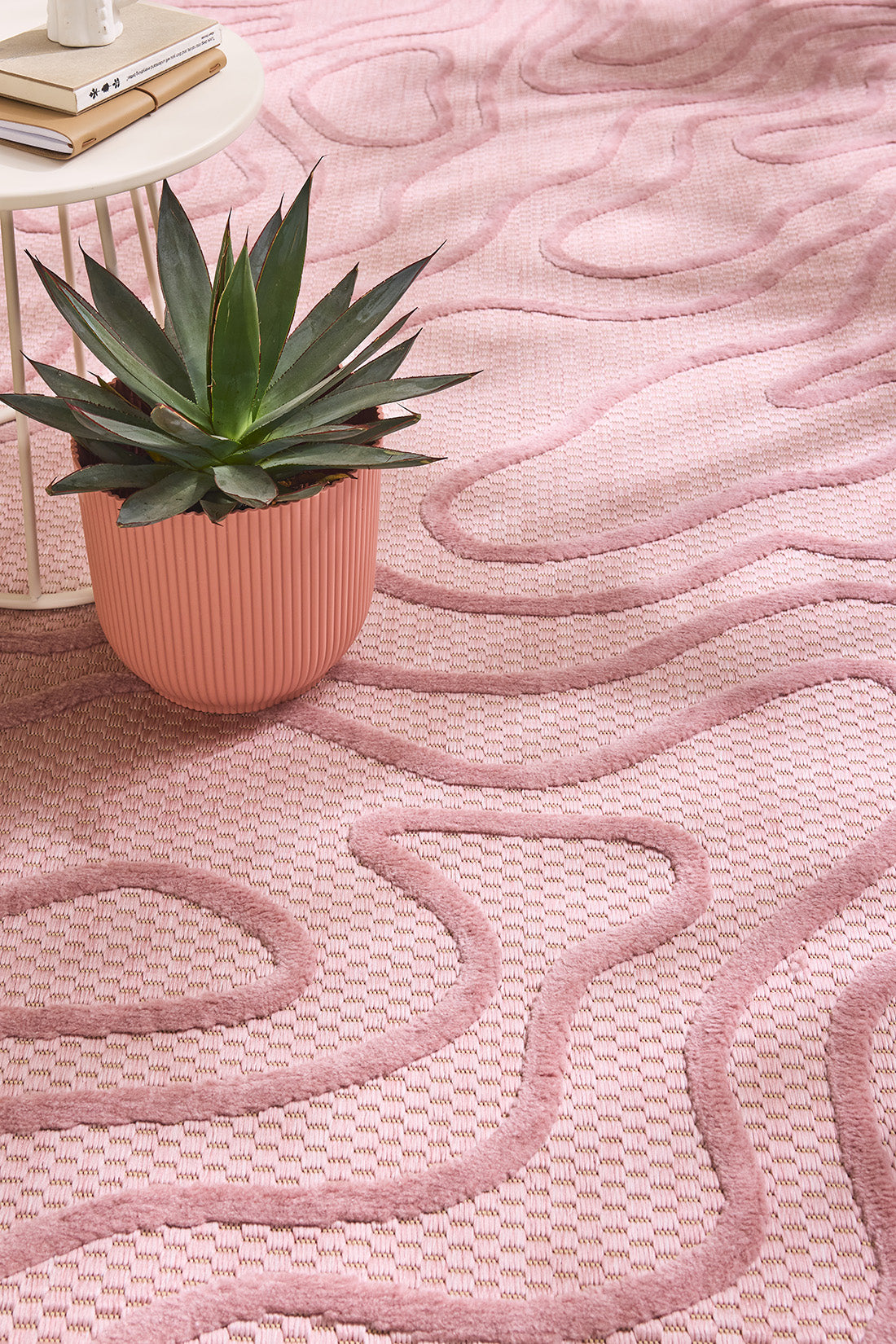 Tapis d'intérieur et extérieur au motif abstrait Santorini Rose : SAN988ROS Nazar rugs