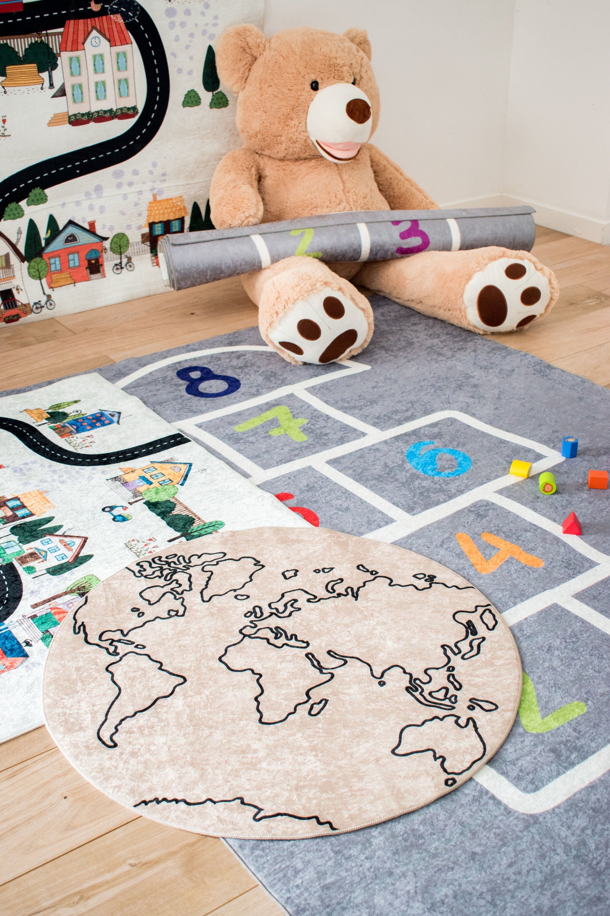 Tapis enfant marelle Nazar rugs