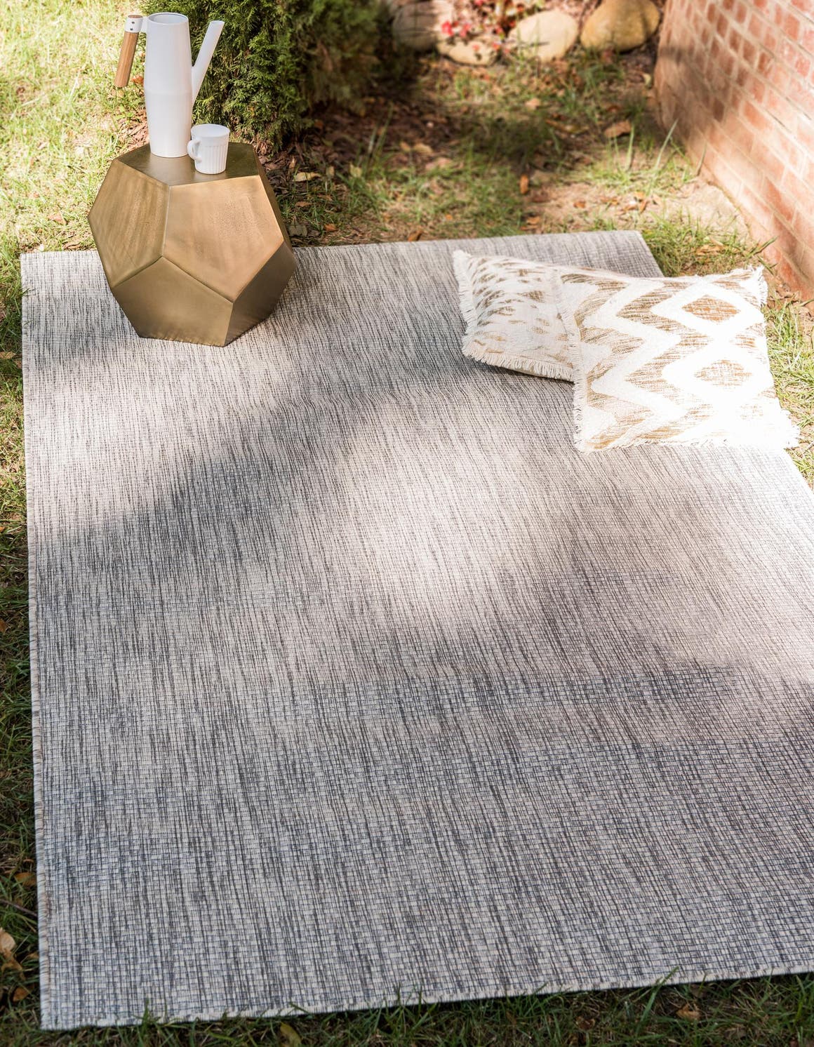 Tapis extérieur gris Nazar rugs